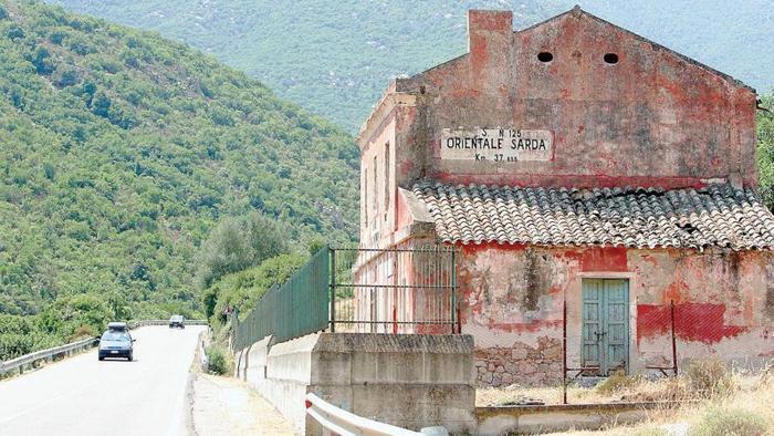I comuni della Sardegna ricomprano le vecchie case cantoniere: l’idea è quella di ristrutturarle e riutilizzarle