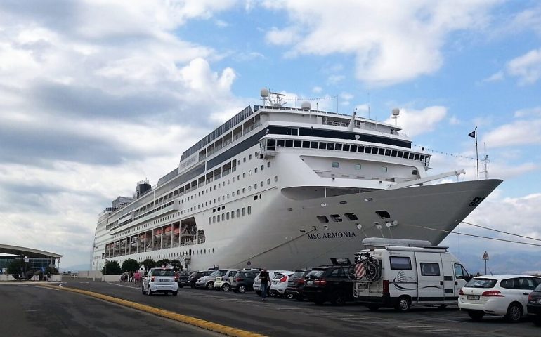 nave crociera msc armonia