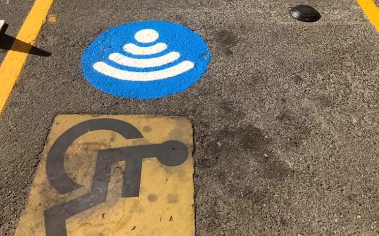 Smart parking: l’app del Comune che aiuta i disabili nella ricerca dei parcheggi dedicati