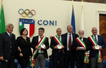 Cagliari città europea dello sport 2017 per l'Italia (Yuri Marcialis con i rappresentanti delle altre città candidate) - Foto di Yuri Marcialis