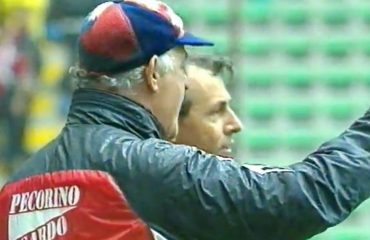 Carlo Mazzone sulla panchina del Cagliari