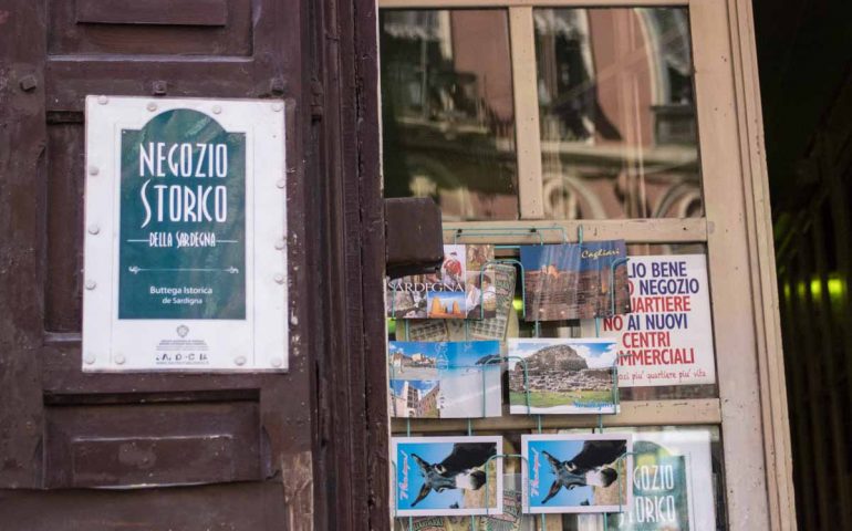 Bar, edicole, tabacchini e botteghe storici di Cagliari: un pezzo di storia che sopravvive (PHOTOGALLERY)