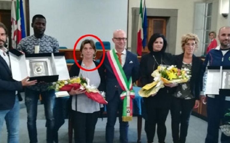 Sandra Morini, la bidella che ha restituito 6.600 euro - Foto Il Tirreno