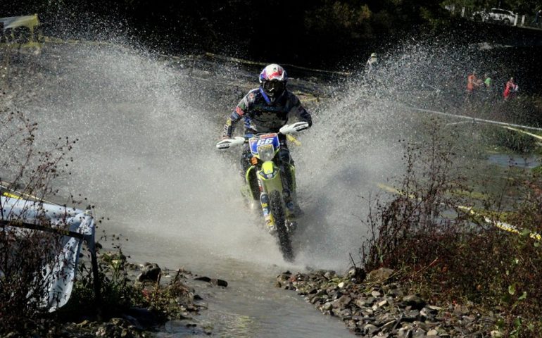 Momento epocale per lo sport isolano: il dorgalese Claudio Spanu è il primo Campione italiano di motociclismo in Sardegna