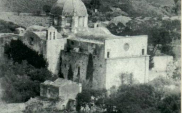 La Cagliari che non c’è più: la chiesa di San Lucifero e quella di San Saturno immerse nel verde