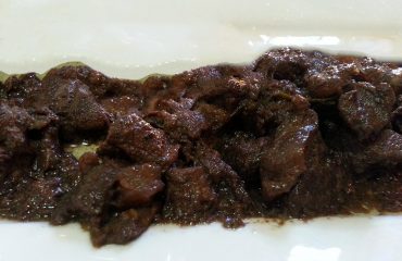 La ricetta Vistanet di oggi: spezzatino di cinghiale al Cannonau, un piatto autunnale molto amato in Sardegna