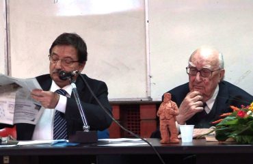 Il professor Marci e Andrea Camilleri nel 2012 a Cagliari