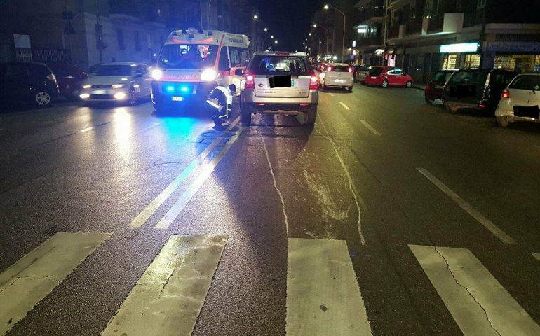 Brutto incidente stasera a Cagliari: pedone investito sulle strisce in via Campania, è grave
