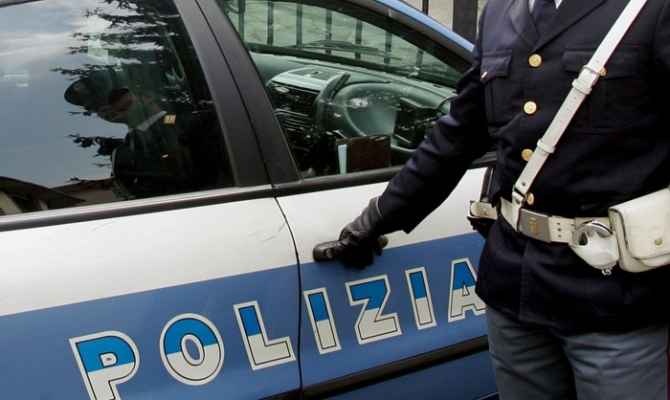 Cagliari: due 17enni si introducono nella notte in un ristorante di viale Diaz ma suona l’allarme
