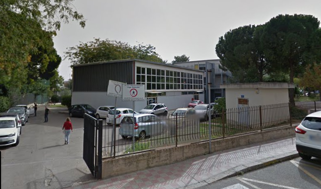 Cagliari: crolla il controsoffitto di una classe alla scuola elementare di via Machiavelli. Alunni trasferiti
