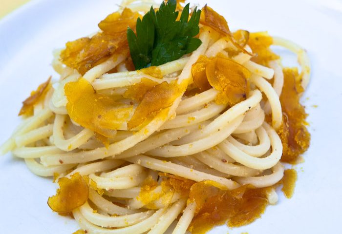 La ricetta Vistanet di oggi: spaghetti alla bottarga, un piatto facile e saporito che non tradisce mai