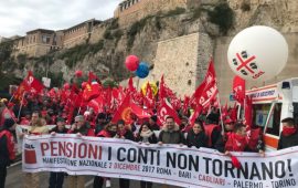 Cgil in piazza a Cagliari corteo