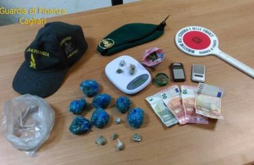 Droga sequestrata guardia di finanza