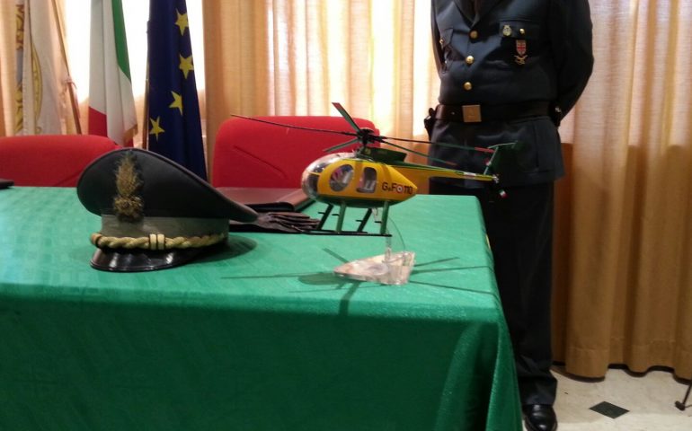 Con un elicottero da 200mila euro portava cocaina purissima in Sardegna: Guardia di Finanza scopre il traffico