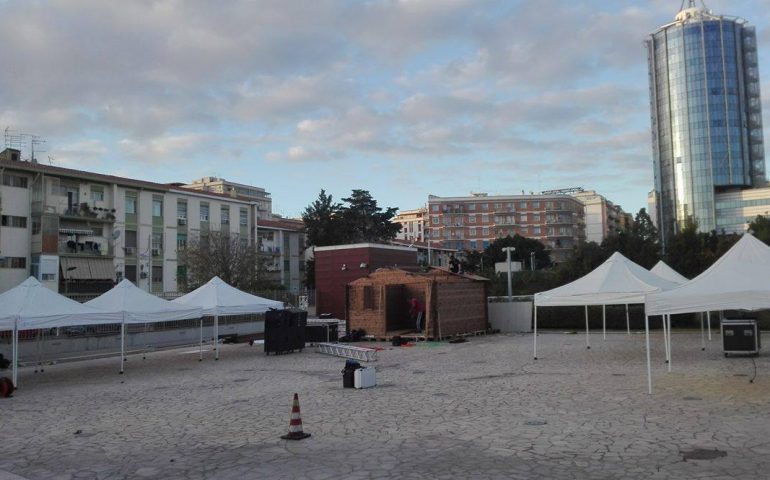 Cagliari, manca un giorno ai mercatini di Natale al Parco della Musica: fervono i preparativi per l’allestimento