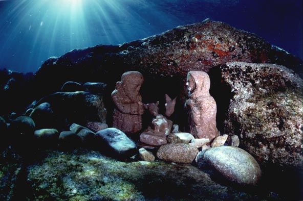 Si rinnova il rito del presepe sott’acqua. Ventitreesima edizione nelle acque di Solanas grazie ai sub di Sinnai