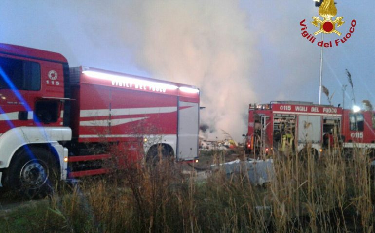 Via San Paolo: incendio all’alba. Vigili del Fuoco intervenuti con due squadre per domare le fiamme