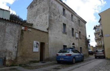 Arrestato ubriaco al bar evaso dai domiciliari polizia nuoro