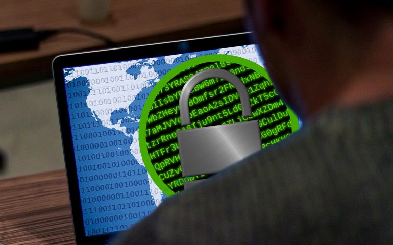 Crimini in rete pedopornografia cyberstalking terrorismo truffe online polizia postale sardegna