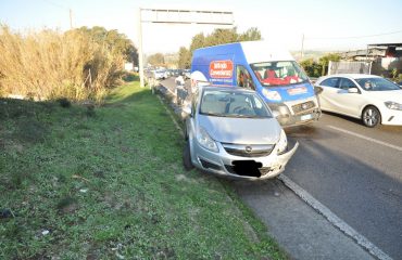 Incidente furgone auto strada statale 131 dir