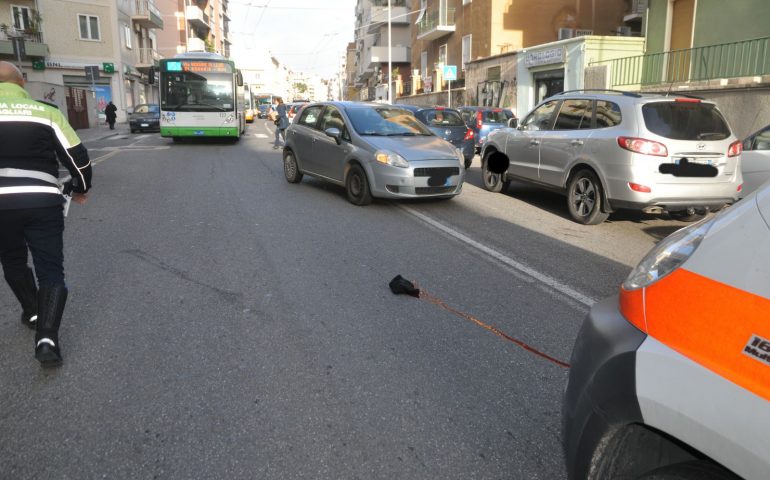 Incidente via della Pineta grave donna di 75 anni