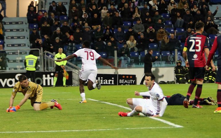Barella apre, Kessié ribalta: il Milan supera il Cagliari alla Sardegna Arena 2-1, la classifica ora è preoccupante