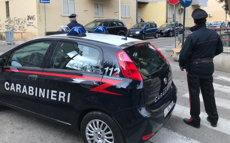 arresto 21enne gambia abdou mane carabinieri via riva di ponente