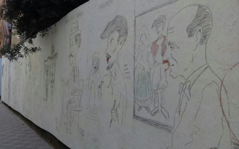 (PHOTOGALLERY) Le sue caricature sono così accattivanti che i writers non osano danneggiarle: Renato Figari un avvocato con l’ironia in punta di matita