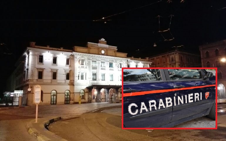 Spara a un 19enne alla gamba dopo una lite in piazza Matteotti: arrestato un 40enne