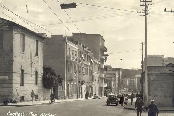 La Cagliari che non c’è più: via Alghero in una foto dei primissimi anni Sessanta