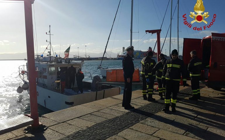 Vento troppo forte in mare. Surfista annega al Margine rosso, il corpo recuperato dai sommozzatori