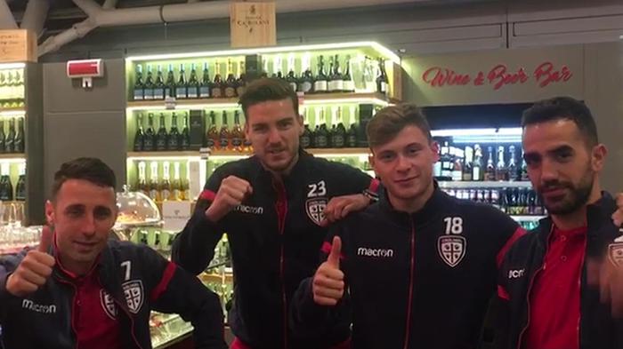 I giocatori del Cagliari regalano un “in bocca al lupo” a Roberto Zanda: “Forza “Massiccione” siamo tutti con te”