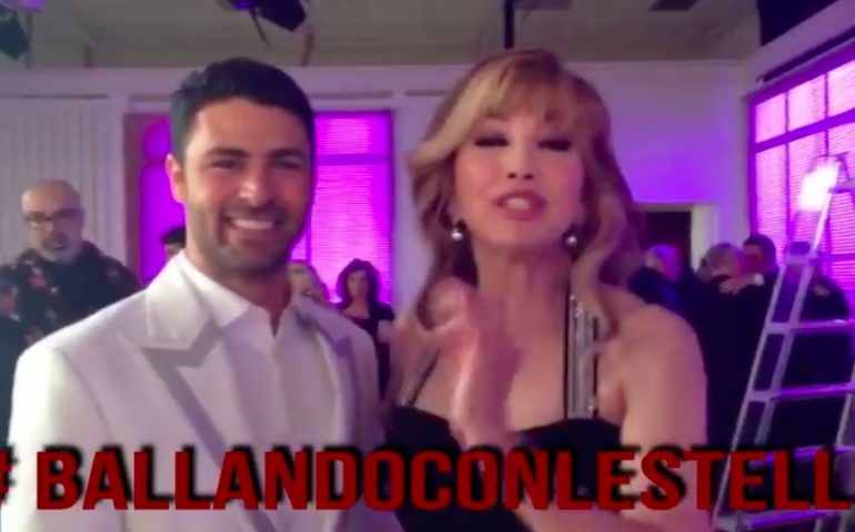 Milly Carlucci presenta il cast del prossimo Ballando con le Stelle: insieme a lei c’è anche Francisco Porcella (VIDEO)