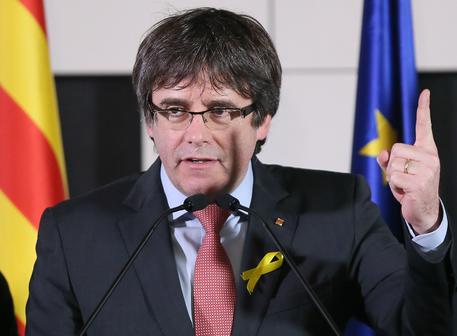 Carles Puigdemont in fuga, fermato in Germania. Ora Berlino deciderà su estradizione