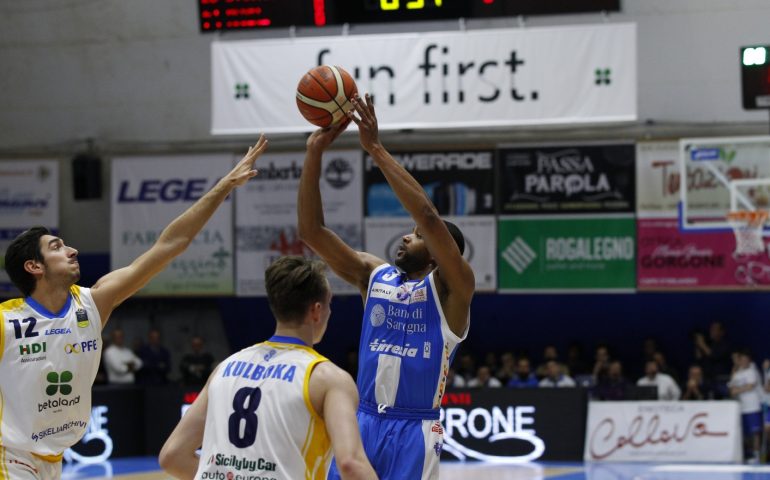 La Dinamo Sassari si riscatta con una buona vittoria in campionato, regolata Capo D’Orlando 103-89