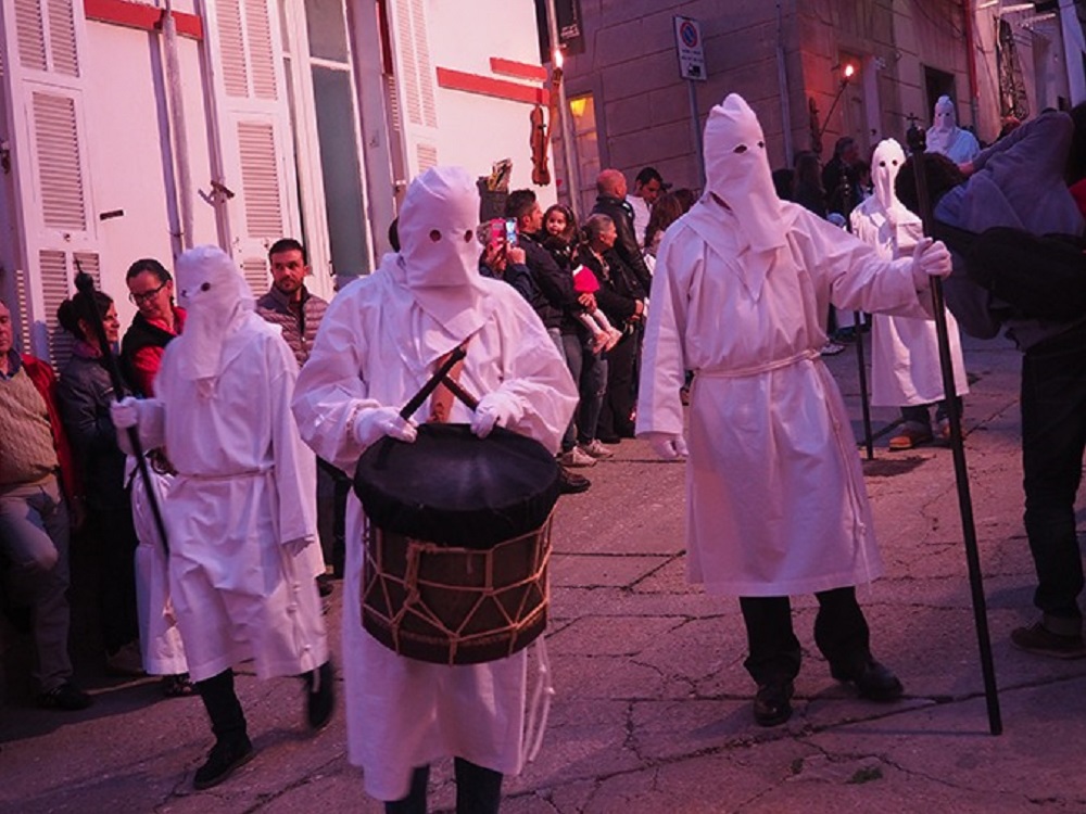 Iglesias, processione del Descenso, il tamburo - Foto di Federica Landis