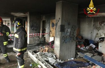 incendio a Sant'Elia via Schiavazzi (2)