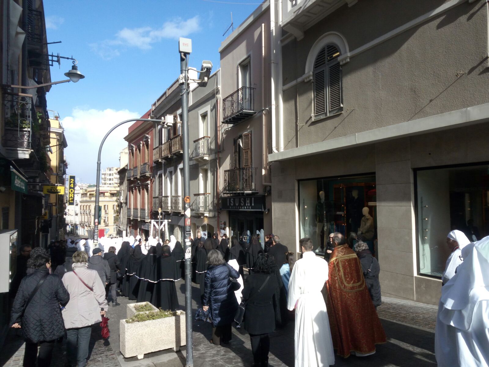 processione Arciconfraternita ss crocifisso piazza san giacomo (11)