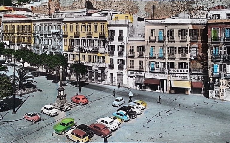 La Cagliari che non c’è più: piazza Yenne in una foto dei primi anni Sessanta