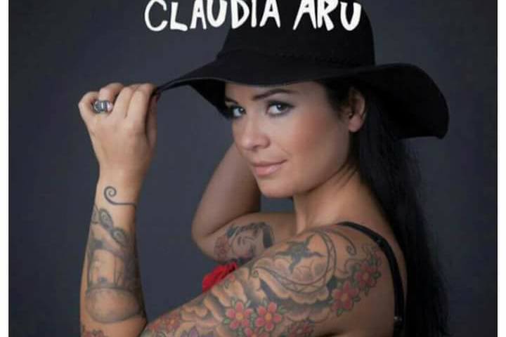 Sa Domu, il nuovo brano di Claudia Aru: la denuncia sociale raccontata in una canzone, troppi giovani vanno via dalla Sardegna