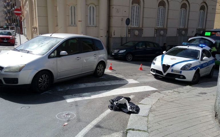 Anziani pedoni investiti sulle strisce pedonali tra il corso Vittorio Emanuele e via Pola