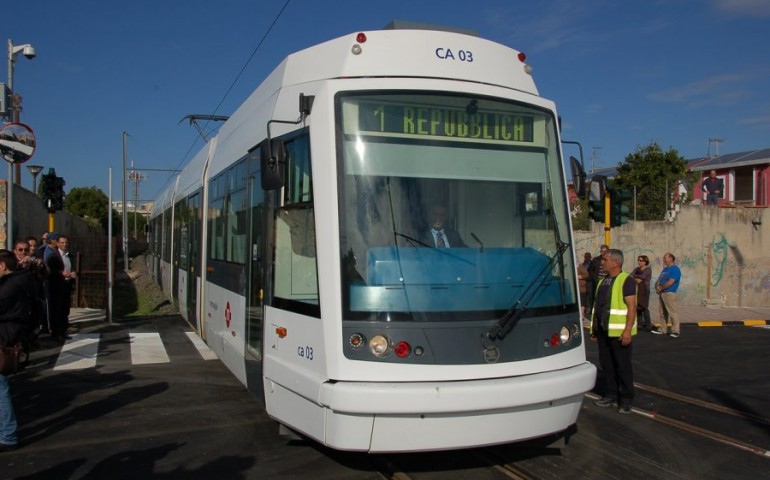 Metro Cagliari, al via i lavori per il tratto Repubblica-Matteotti: 7 minuti da una piazza all’altra
