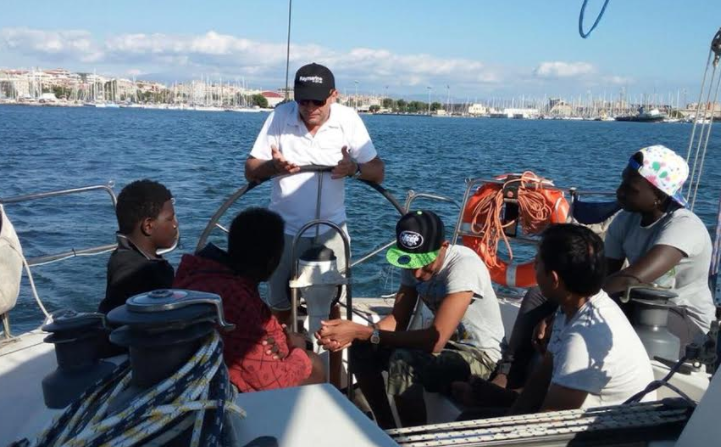 La prima esperienza agonistica per i ragazzi di New Sardiniasail: la vela come strumento di integrazione