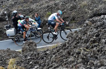 Fabio Aru e Chris Froome in salita al Giro d'Italia 101