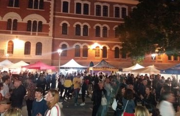 (VIDEO) Birra alla pompia, alla liquirizia o al cioccolato: questo e altro al Casteddu Beer in piazza Garibaldi