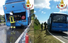 Corriera Arst prende fuoco incendio Burcei vigili del fuoco