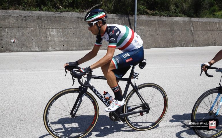 Fabio Aru rilancia le sue ambizioni dopo la crisi di ieri e il riposo di oggi. Domani riparte il Giro d’Italia