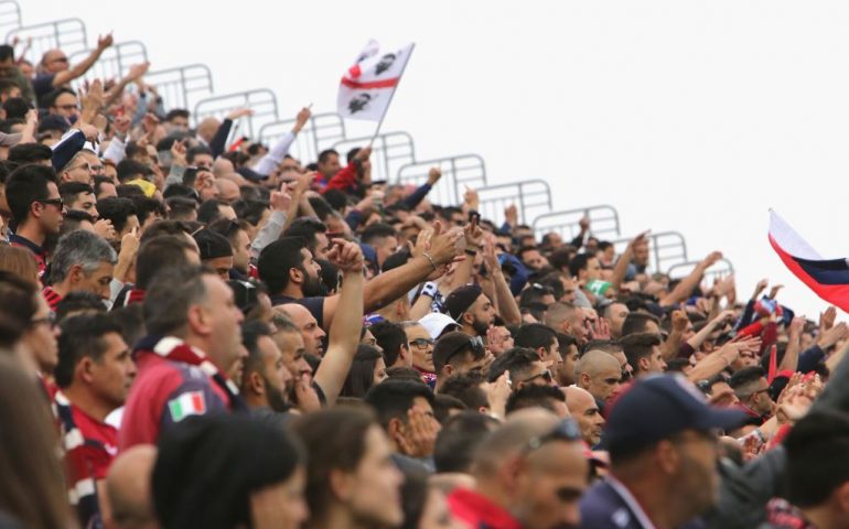 Cagliari, operazione salvezza riuscita: battuta l’Atalanta 1-0, è ancora serie A!