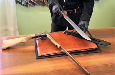 carabinieri carbonia spada.jpeg2