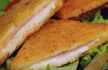 La ricetta Vistanet di oggi: mozzarella in carrozza, un piatto squisito e non difficile da preparare